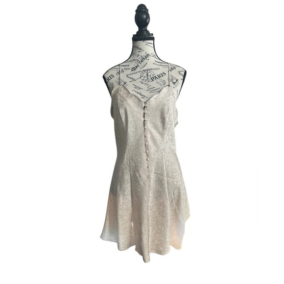 Victoria's Secret Other - Vintage Victoria’s Secret Gold Label Satin Slip Sz Medium